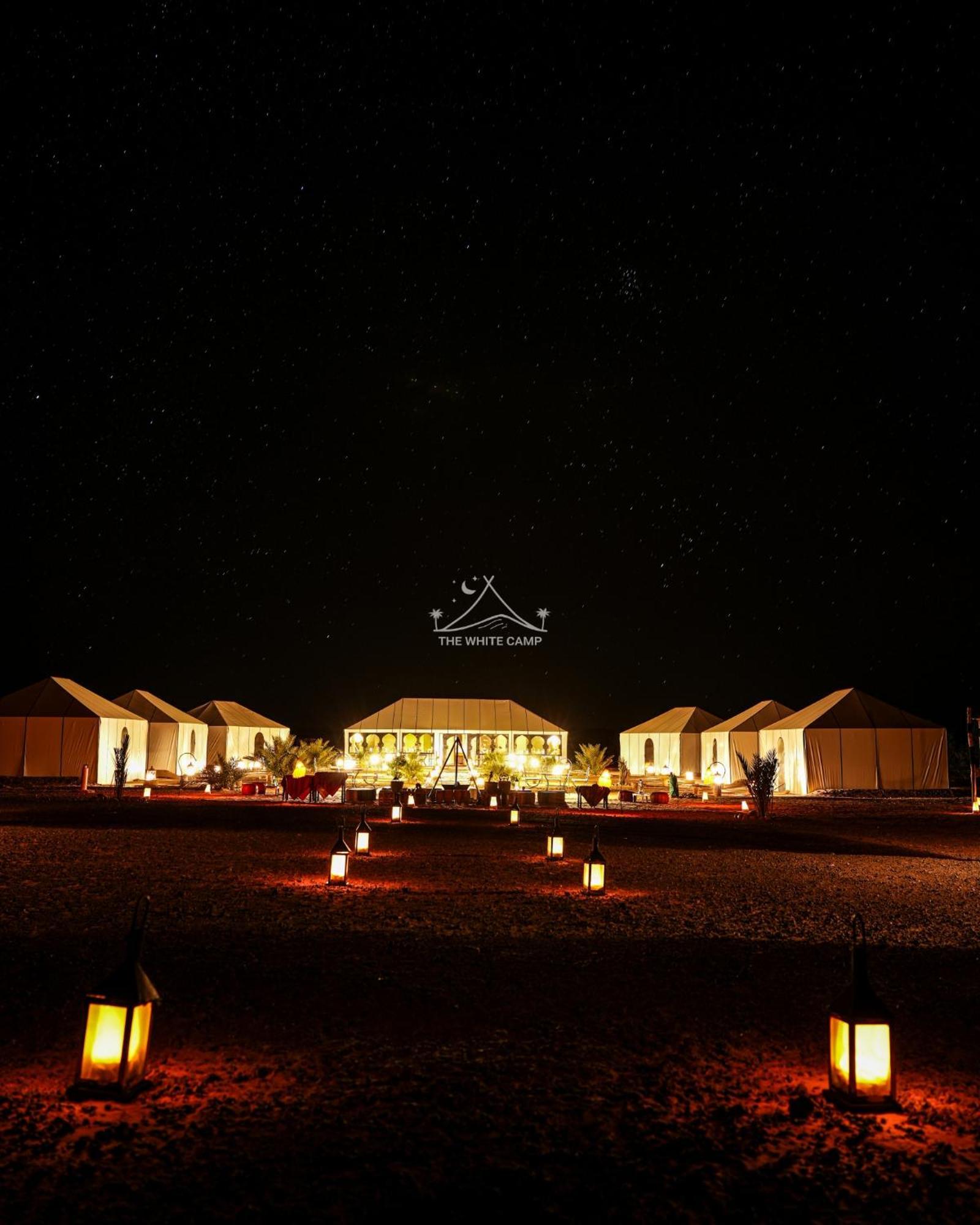 The White Camp - Your Merzouga Luxury Desert Camp & Erg Chebbi Dunes Camel Riding Eksteriør bilde