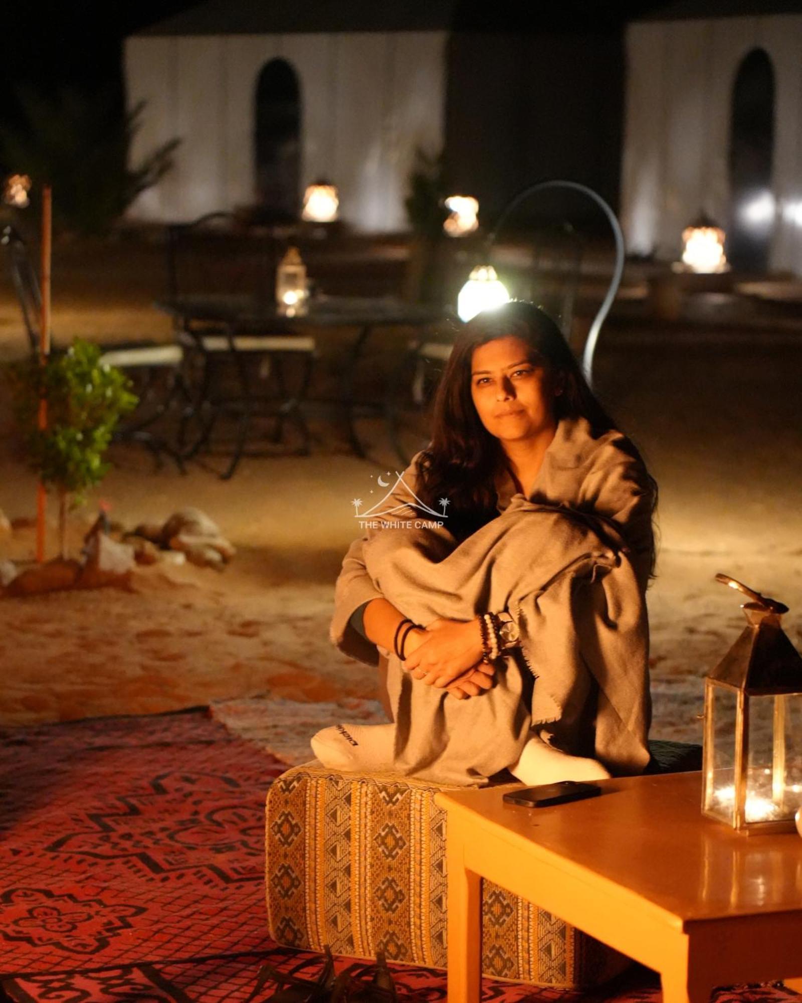 The White Camp - Your Merzouga Luxury Desert Camp & Erg Chebbi Dunes Camel Riding Eksteriør bilde